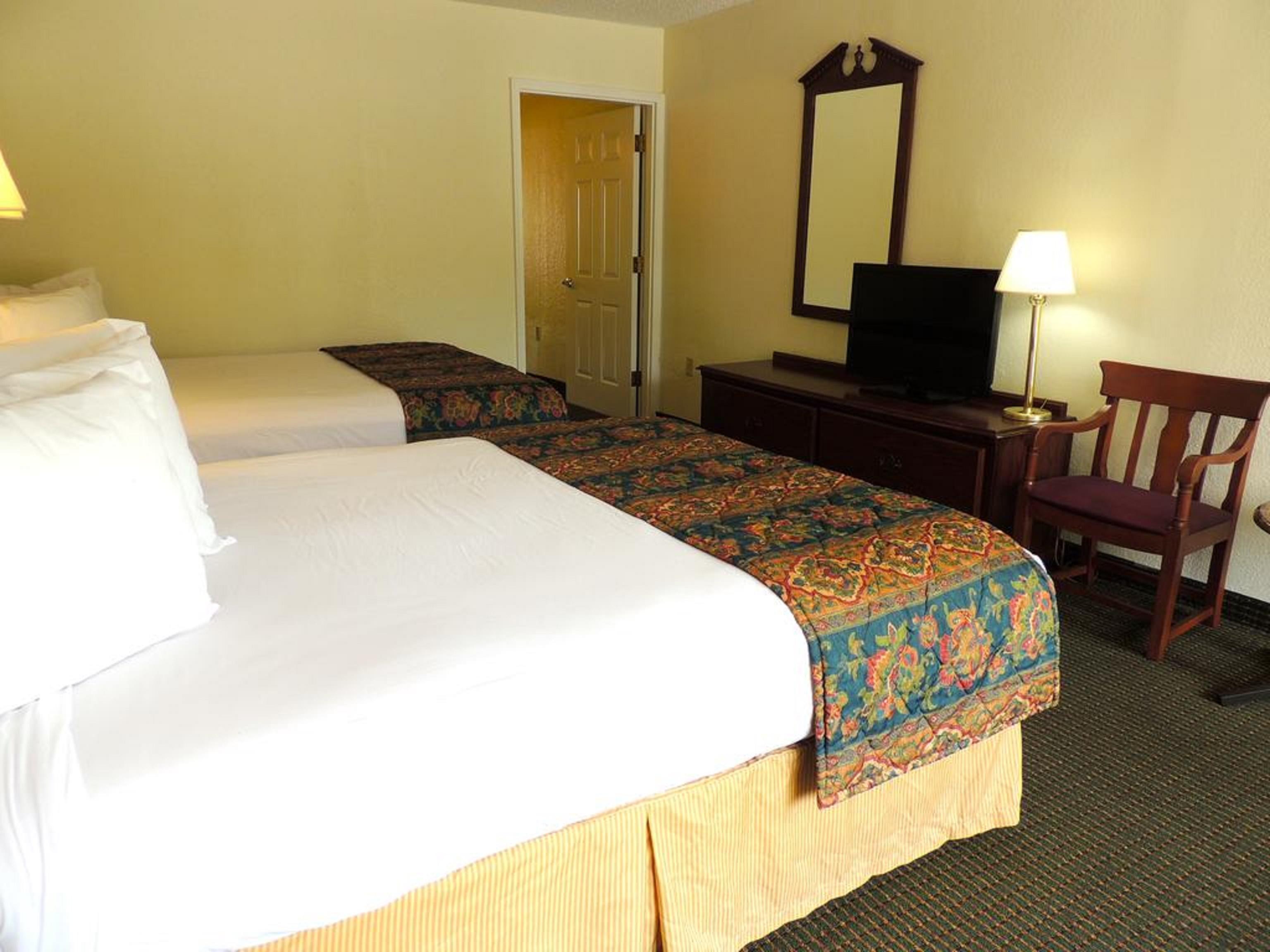 Carmel Inn And Suites Тибодо Экстерьер фото