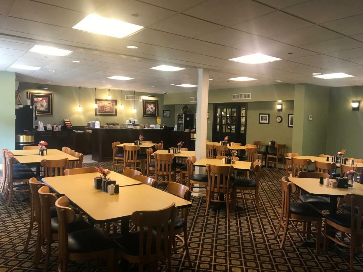 Carmel Inn And Suites Тибодо Экстерьер фото